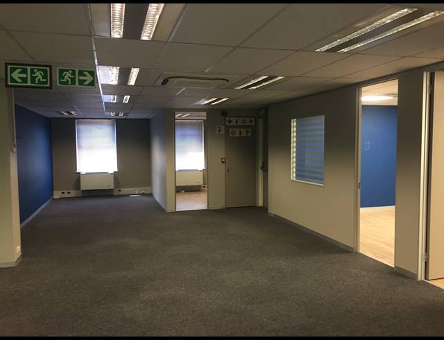 305M² OFFICE TO LET IN MOWBRAY